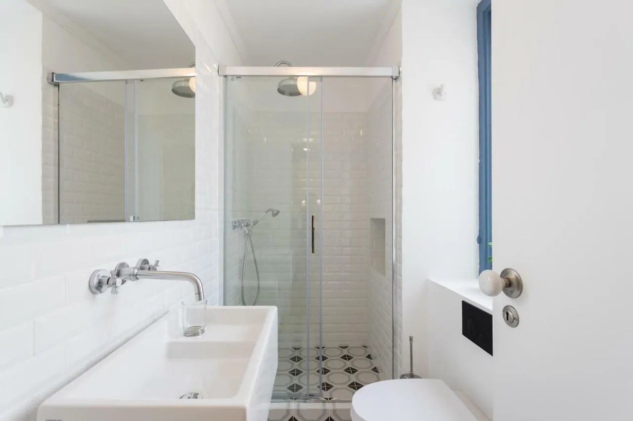 Appartamento Flh Mouros Comfortable Place Lisbona Portogallo