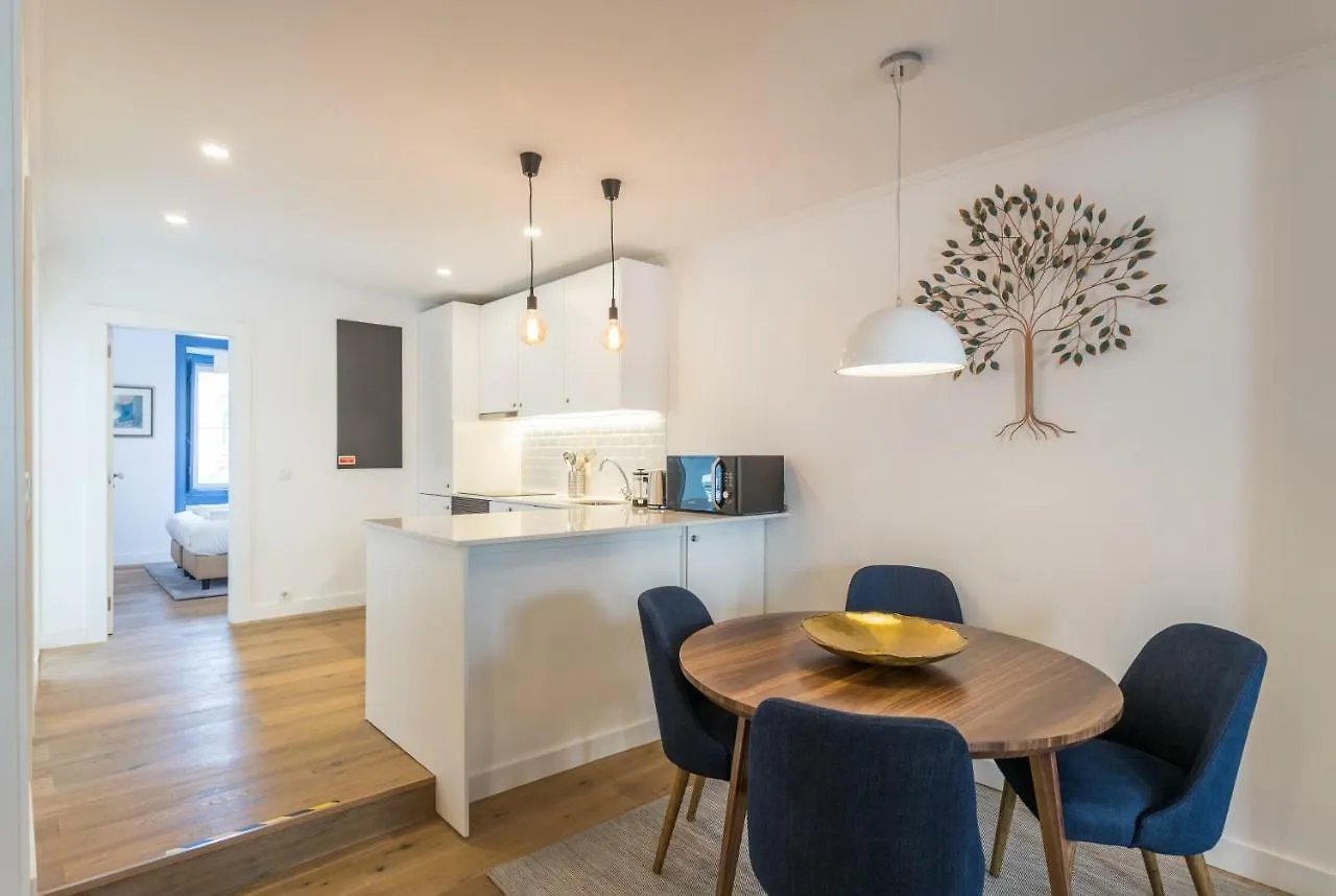 Appartamento Flh Mouros Comfortable Place Lisbona