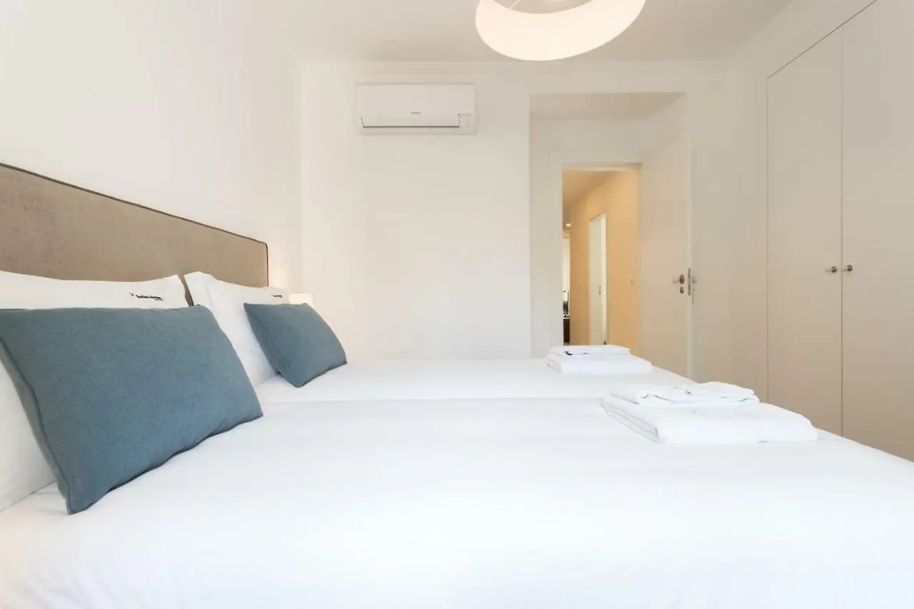Appartamento Flh Mouros Comfortable Place Lisbona Portogallo